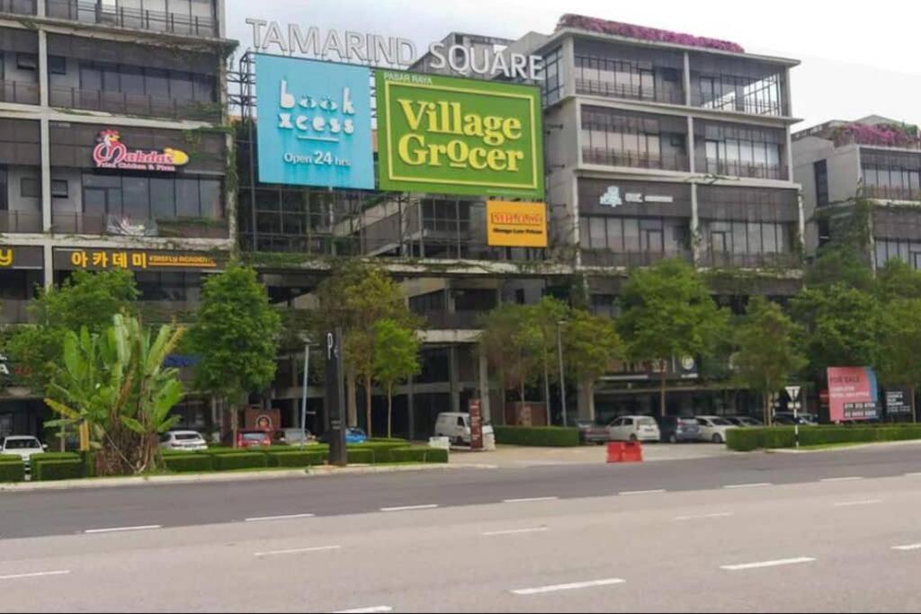 Luxury Stay-Tamarind Suite Cyber Cyberjaya Ngoại thất bức ảnh
