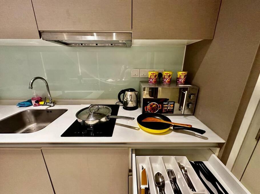 Luxury Stay-Tamarind Suite Cyber Cyberjaya Ngoại thất bức ảnh